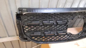 Mercedes-Benz B W247 Grille calandre supérieure de pare-chocs avant 