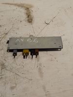 Audi A4 S4 B6 8E 8H Amplificateur d'antenne 8E9035225B