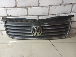 Volkswagen PASSAT B5.5 Griglia anteriore 3B0853651L