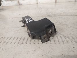 Audi A4 S4 B7 8E 8H Staffa di rinforzo montaggio del paraurti anteriore 8E0807283