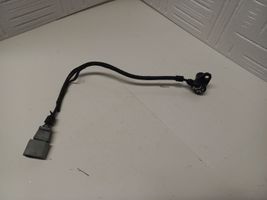 Volkswagen PASSAT B6 Nockenwellensensor 030603