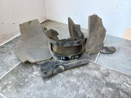 Audi A6 S6 C6 4F Priekinės važiuoklės dugno apsauga 4F0863188A