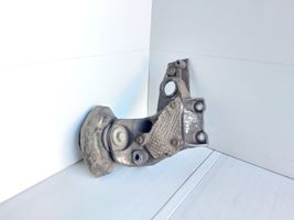 Volkswagen PASSAT B5.5 Gearbox mounting bracket 