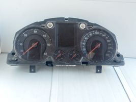 Volkswagen PASSAT B6 Tachimetro (quadro strumenti) 3C0920960A