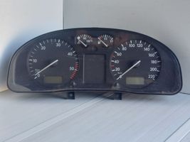 Volkswagen PASSAT B5 Compteur de vitesse tableau de bord 3B0919880D