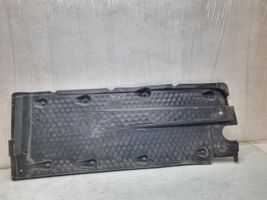 Volkswagen Golf Plus Protección inferior lateral 1K0825211E