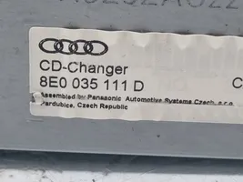 Audi A4 S4 B7 8E 8H CD/DVD keitiklis 8E0035111D