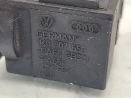 Volkswagen PASSAT B6 Air quality sensor 1K0907659