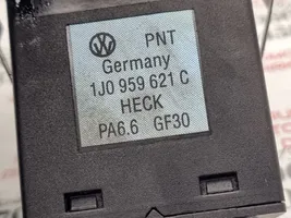 Volkswagen Golf IV Interruptor de la calefacción de la luna/parabrisas 1J0959621C