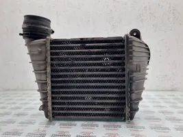 Volkswagen Golf IV Chłodnica powietrza doładowującego / Intercooler 1J0145805D