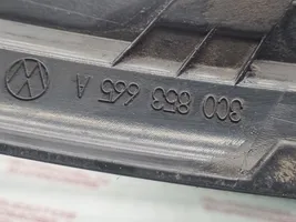 Volkswagen PASSAT B6 Etupuskurin alempi jäähdytinsäleikkö 3C0853665A