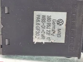 Volkswagen PASSAT B5 Interrupteur feux de détresse 3B0953235D