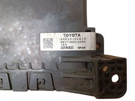 Toyota Auris E180 Oro kondicionieriaus/ šildymo valdymo blokas 8865002E10