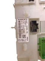 Volvo XC70 Module de fusibles 31254837AC