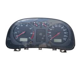 Volkswagen Golf IV Compteur de vitesse tableau de bord 1J0919861