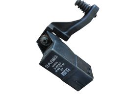 Volvo V40 Cross country Staffa del pannello di supporto del radiatore 31325044