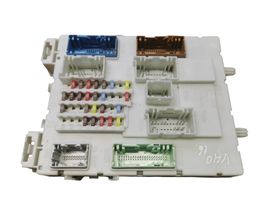 Volvo V40 Module de fusibles 31453131