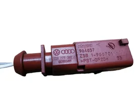 Volkswagen PASSAT B6 Capteur de température des gaz d'échappement 964857