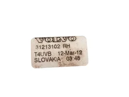 Volvo V70 Światło przeciwmgłowe przednie 31213102