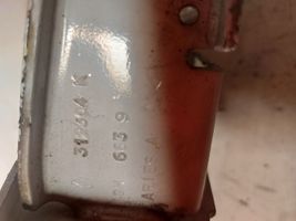 Opel Vivaro Loading door lower hinge 312304