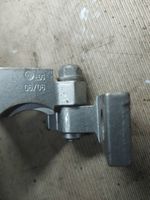 Volkswagen Touran I Rear door upper hinge 