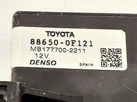 Toyota Verso Oro kondicionieriaus/ klimato/ pečiuko valdymo blokas (salone) 886500F121