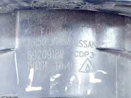 Nissan Leaf I (ZE0) Feu antibrouillard avant 89500181