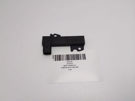 Ford B-MAX GPS-pystyantenni 8M5T15K603KA