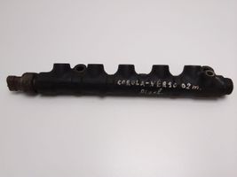 Toyota Corolla E120 E130 Tuyau de conduite principale de carburant 8945812020