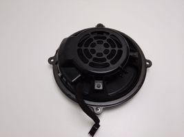 Mazda 6 Zemo frekvenču skaļrunis GS1F66960
