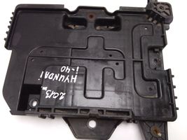 Hyundai i40 Vassoio scatola della batteria 371503Z000