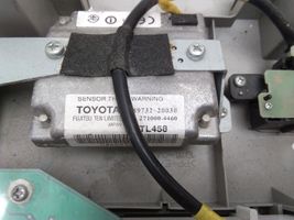 Toyota Avensis T270 Illuminazione sedili anteriori 8973220030