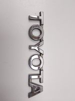 Toyota Auris E180 Значок производителя / буквы модели 