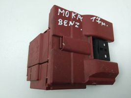 Opel Mokka X Cableado positivo T30049120294