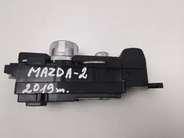 Mazda 2 Panel radia D09H66CM0A