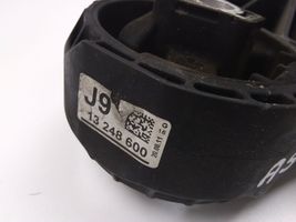 Opel Astra J Coussinet de boîte de vitesses 2300102