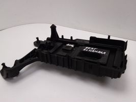 Seat Alhambra (Mk2) Vassoio scatola della batteria 1K0915333