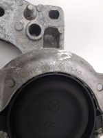 Opel Vivaro Engine mount bracket 112101360R