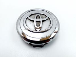 Toyota RAV 4 (XA30) Embellecedor/tapacubos de rueda R12 426030F010