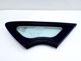 KIA Ceed Finestrino/vetro triangolo anteriore 86180A2000