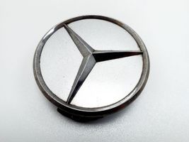 Mercedes-Benz E W211 Mozzo/copricerchi/borchia della ruota R12 2204000125