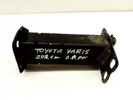 Toyota Yaris XP210 Etupuskurin törmäysvoiman vaimennin 2393508001