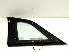 Opel Antara Fenêtre latérale avant / vitre triangulaire 96660069