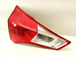 Toyota RAV 4 (XA40) Lampy tylnej klapy bagażnika 