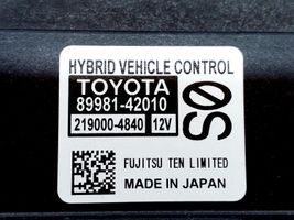 Toyota RAV 4 (XA40) Korin keskiosan ohjainlaite 2190004840