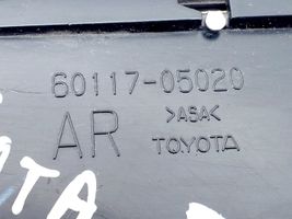 Toyota Avensis T270 Listwa / Nakładka na błotnik przedni 6011705020