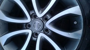 Nissan Juke I F15 R17-alumiinivanne 7JX17