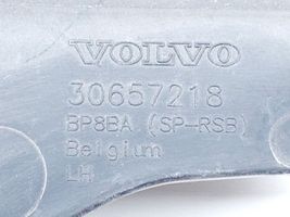 Volvo C30 Puskurin kannattimen kulmakannake 30657218
