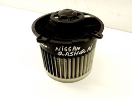 Nissan Qashqai Вентилятор печки 