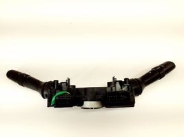 Toyota Yaris Leva/interruttore dell’indicatore di direzione e tergicristallo 0D31017F939